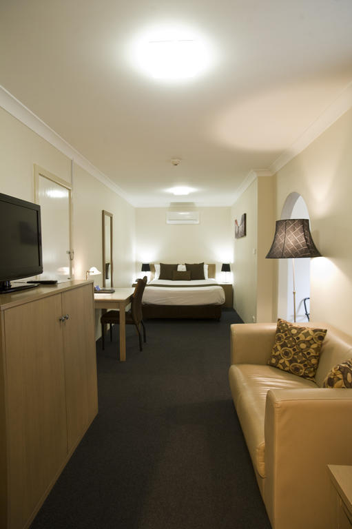 Noah'S Mid City Motor Inn Muswellbrook Ngoại thất bức ảnh