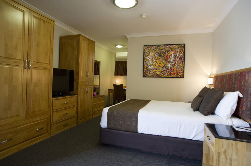 Noah'S Mid City Motor Inn Muswellbrook Phòng bức ảnh